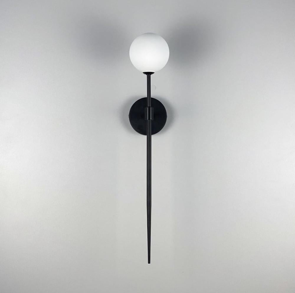 Бра с белым матовым плафоном Черный (L57D10 WJ 017 BK L57D10)