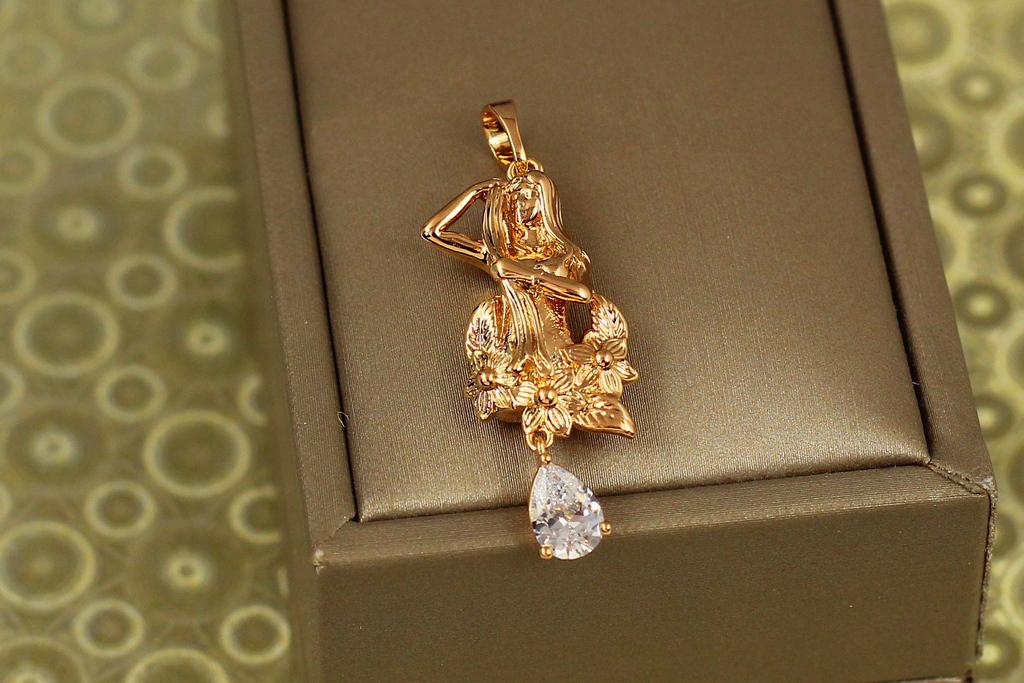 Кулон Xuping Jewelry Девушка с танцующей каплей 3,3 см Золотой (31916610)