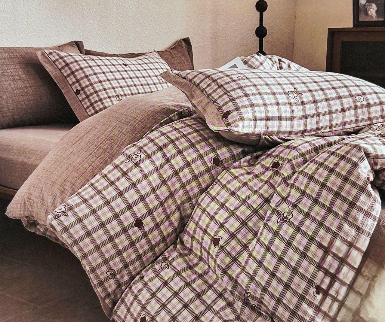 Комплект постельного белья 016 Вареный хлопок с простыней на резинке семейный 180х200х25 см (2062) Комплект постельного белья 016 Вареный хлопок с простыней на резинке семейный 180х200х25 см (2062)