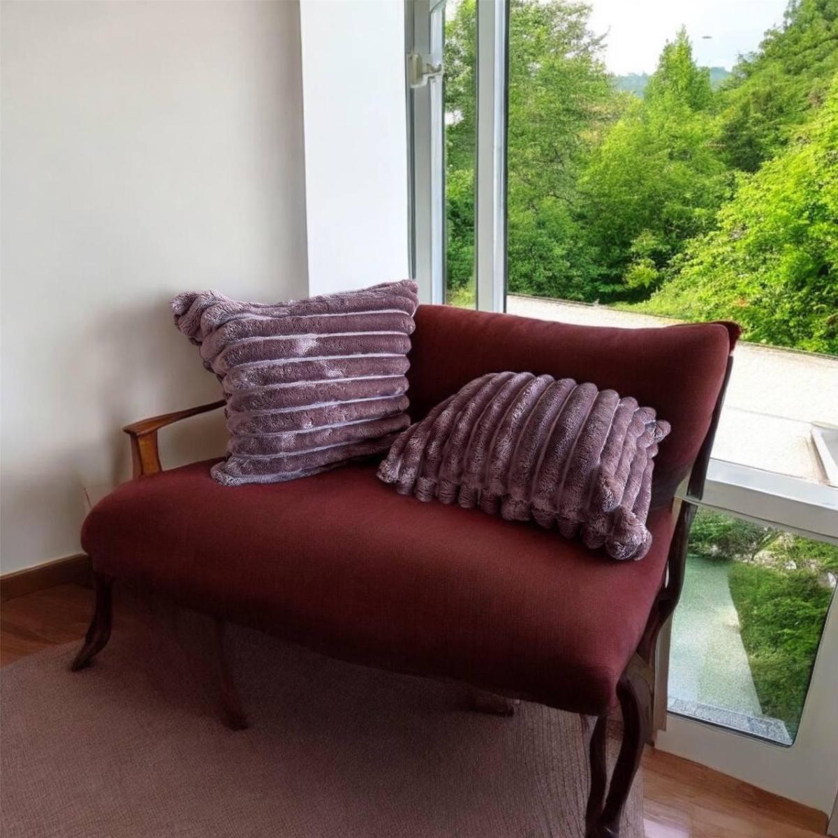 Наволочка на молнии Koloco Шарпей 50х50 см Фиолетовый (39341) - фото 4