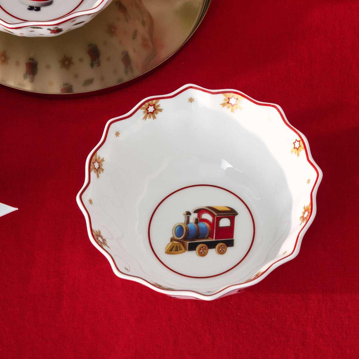 Набор посуды подарочный новогодний Villeroy & Boch Toy's Delight 6 предметов (1485857288) - фото 3 Набор посуды подарочный новогодний Villeroy & Boch Toy's Delight 6 предметов (1485857288) - фото 3
