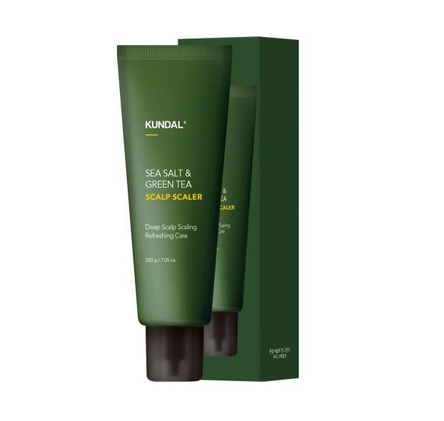 Скраб для кожи головы солевой очищающий Kundal Sea Salt & Green Tea Scalp Scaler Herb Mint 200 г (8809809420659)