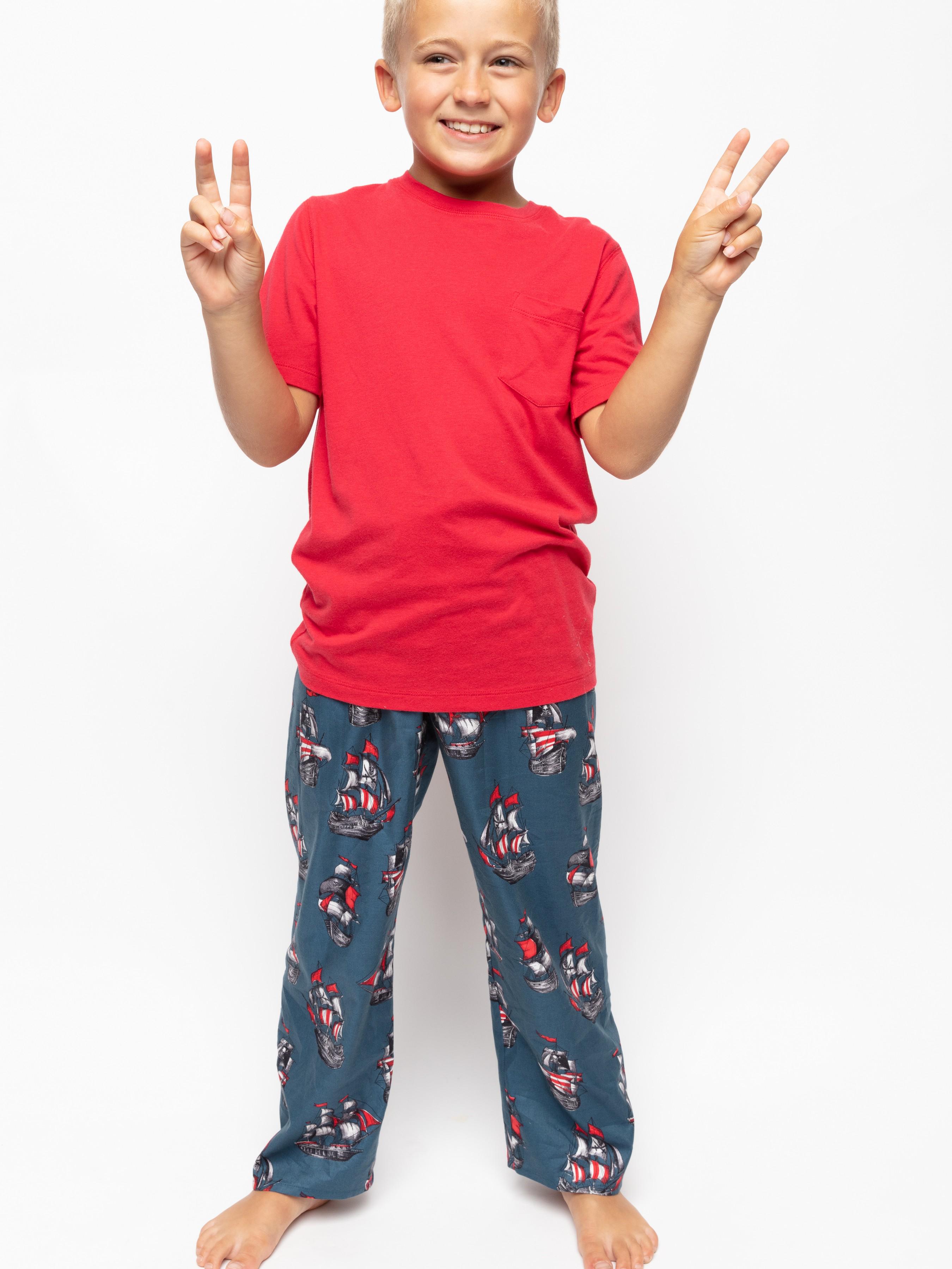 Пижама для мальчика CYBERJAMMIES Jasper 6792 10-11 лет 146 см с принтом пиратского корабля Красный (5051877435971)