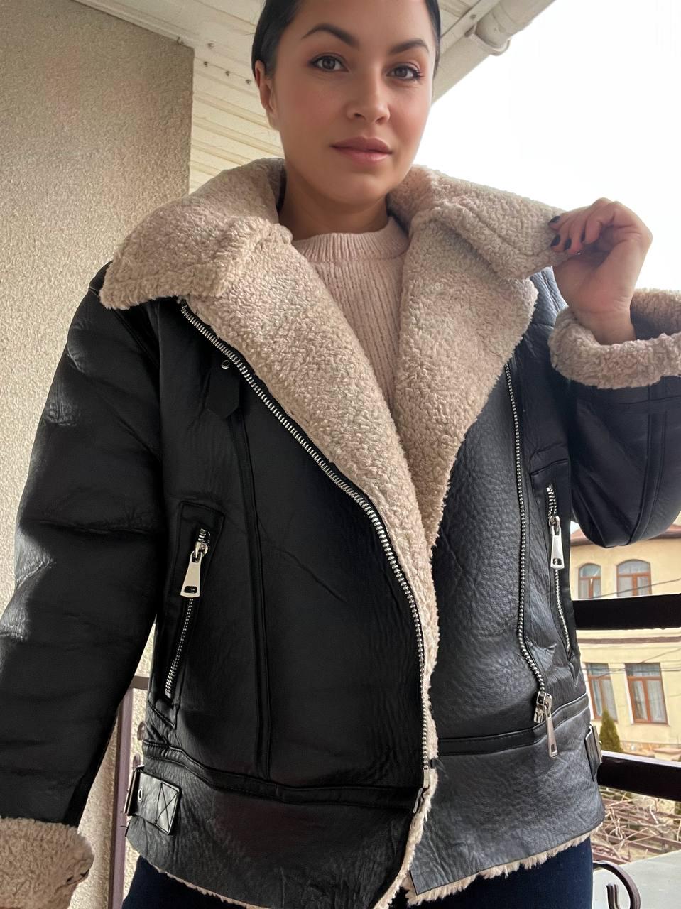 Дубленка женская Aftf Basic 243 средней длины из экокожи на молнии с мехом S Черный (3293) - фото 6 Дубленка женская Aftf Basic 243 средней длины из экокожи на молнии с мехом S Черный (3293) - фото 6