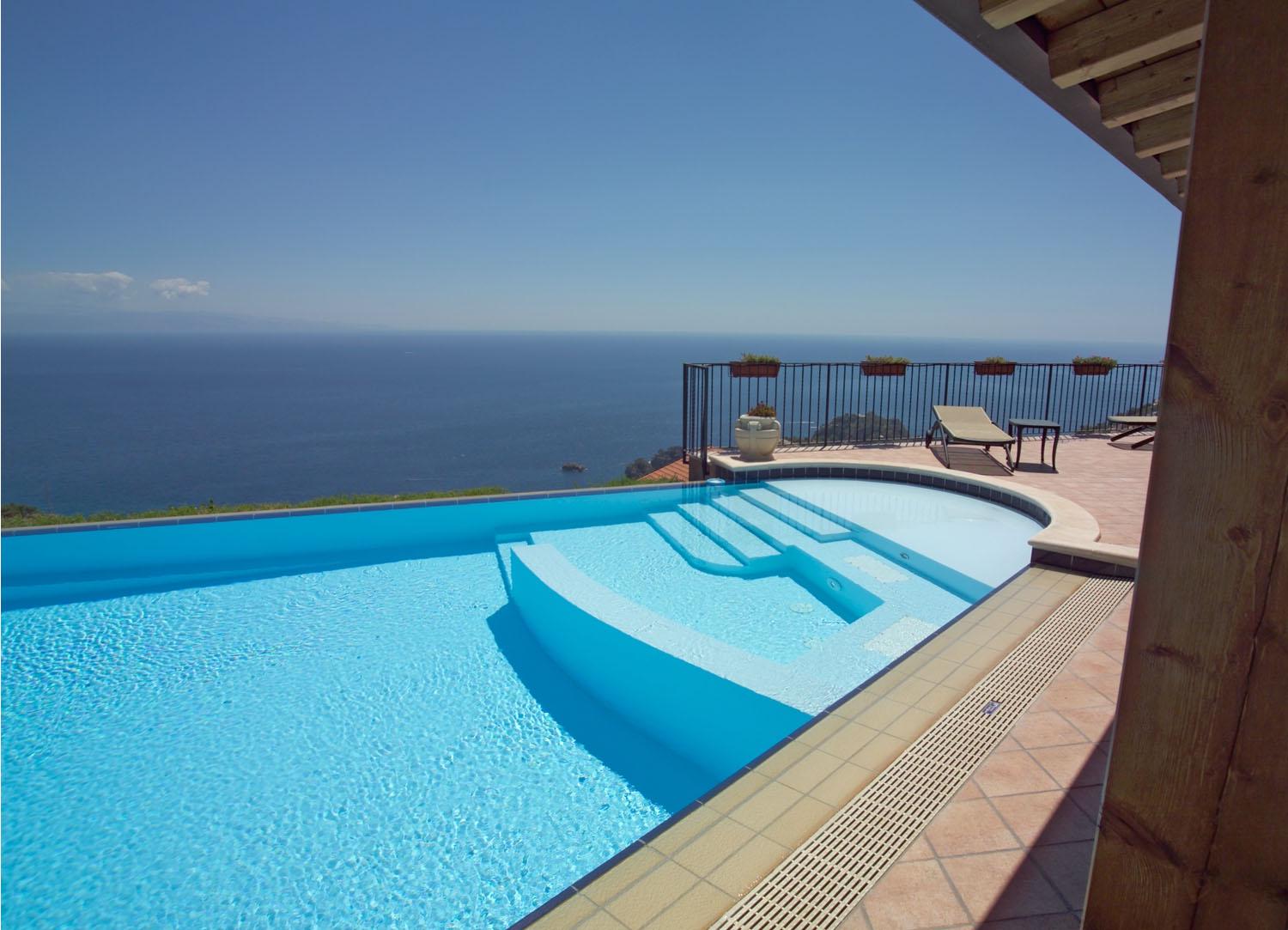 Комплект красок Altey Pool люминесцентных для бассейна с базой грунтовкой 0,5 кг с голубым свечением - фото 5 Комплект красок Altey Pool люминесцентных для бассейна с базой грунтовкой 0,5 кг с голубым свечением - фото 5