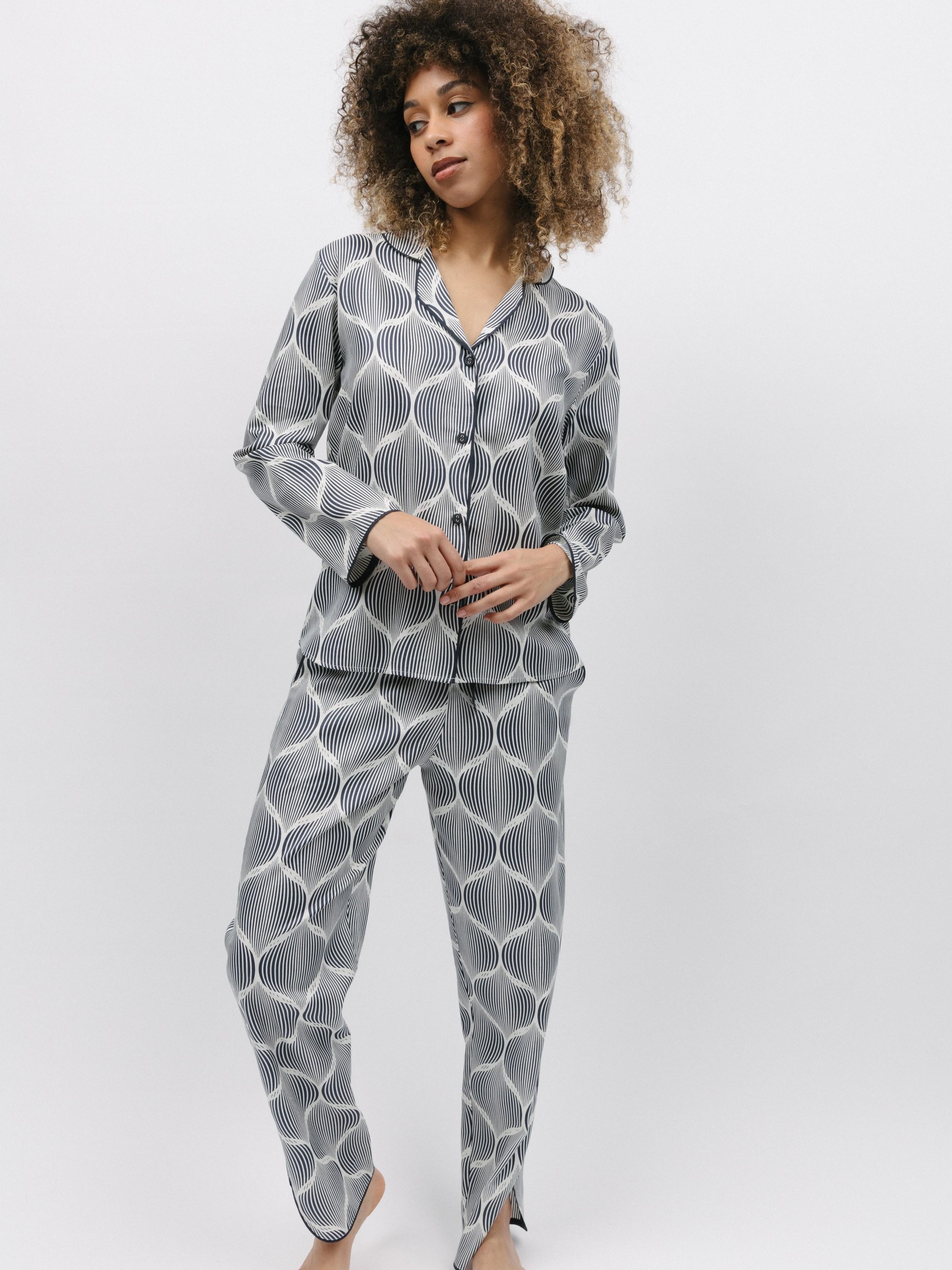 Пижама женская CYBERJAMMIES Nicole 9766-9767 18/2XL Серый с абстрактным принтом (5051877458611)