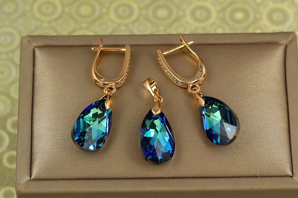 Набор Xuping Jewelry капля Сваровски синий хамелеон 2 см Золотистый (26919625)
