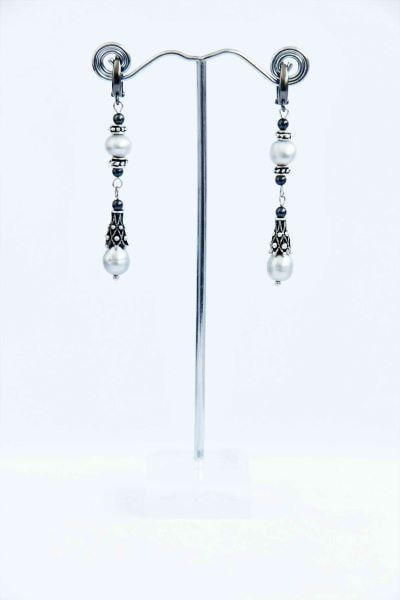 Сережки сріблясті родовані довгі з натуральними перлами Helena ручна робота (ER-0009)