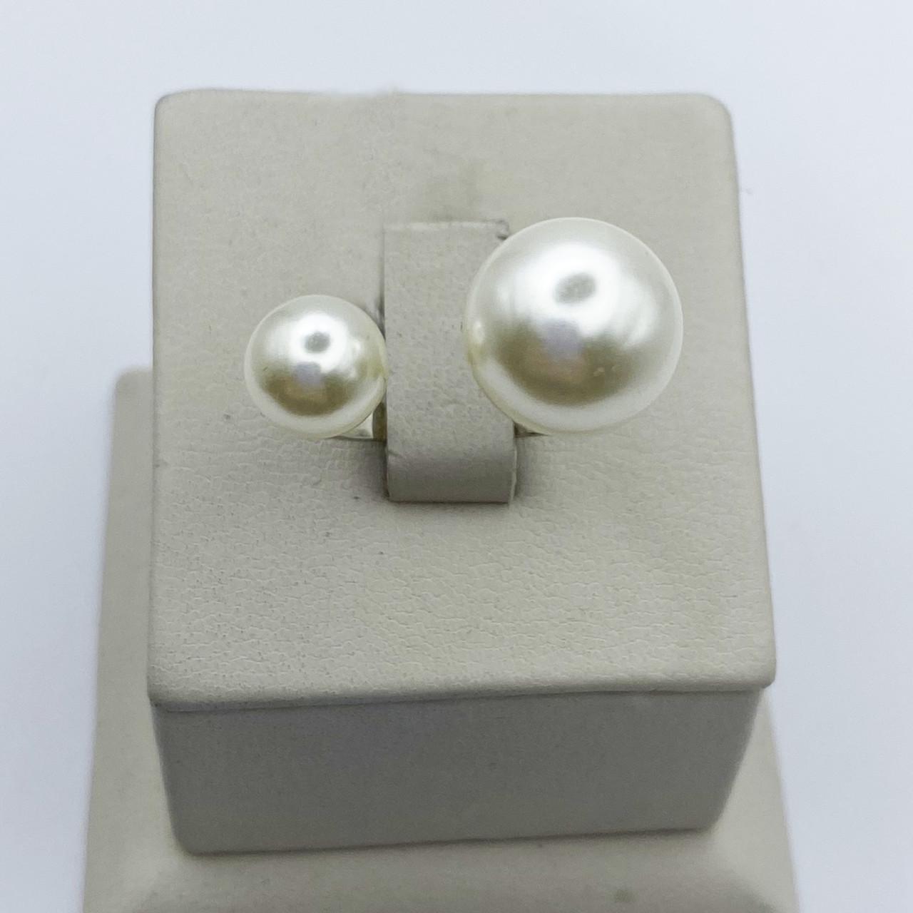 Кольцо серебряное с жемчугом р. 18 3,29 г (1990921995)