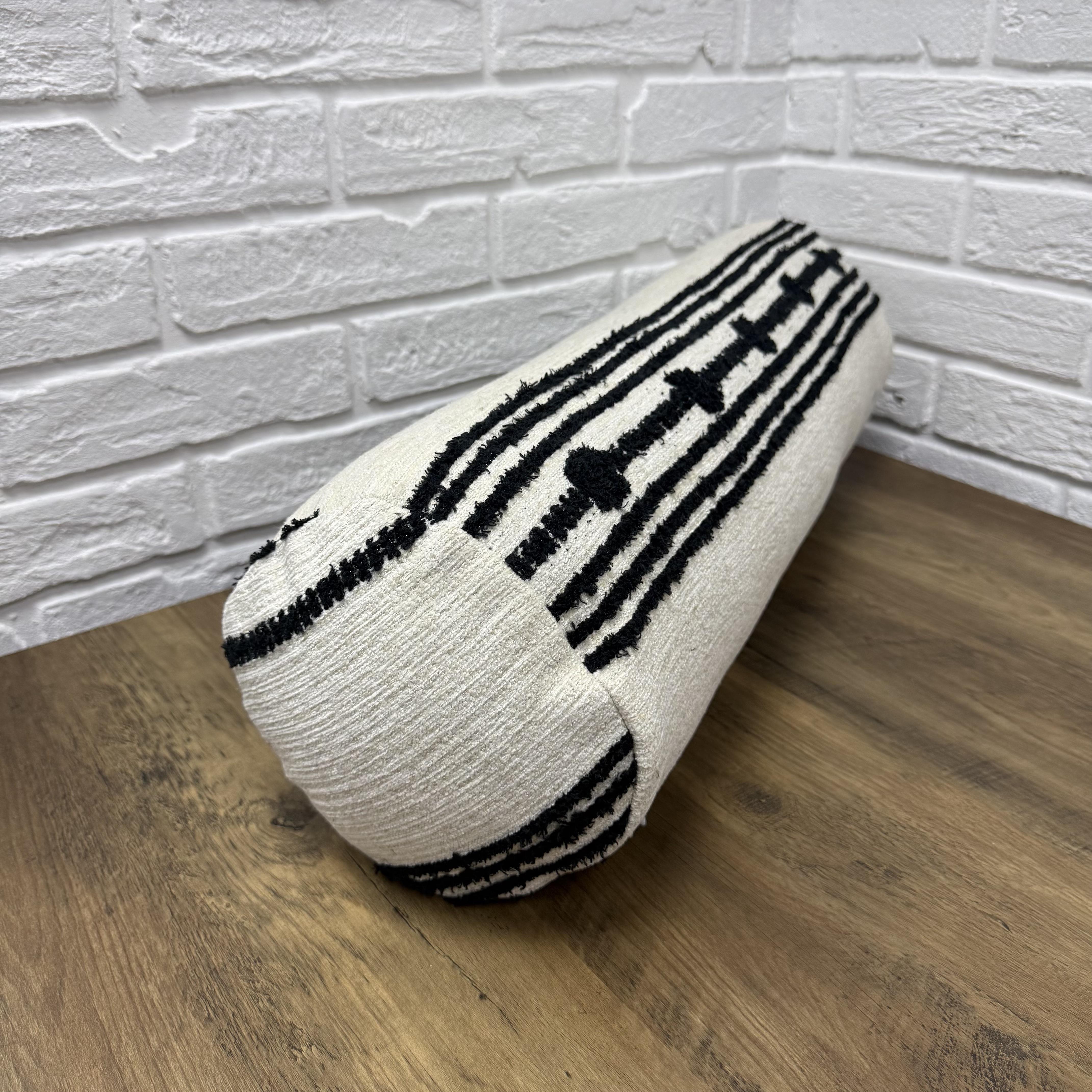 Подушка-валик Comfort Home Scandi шенилловая 20х60 см