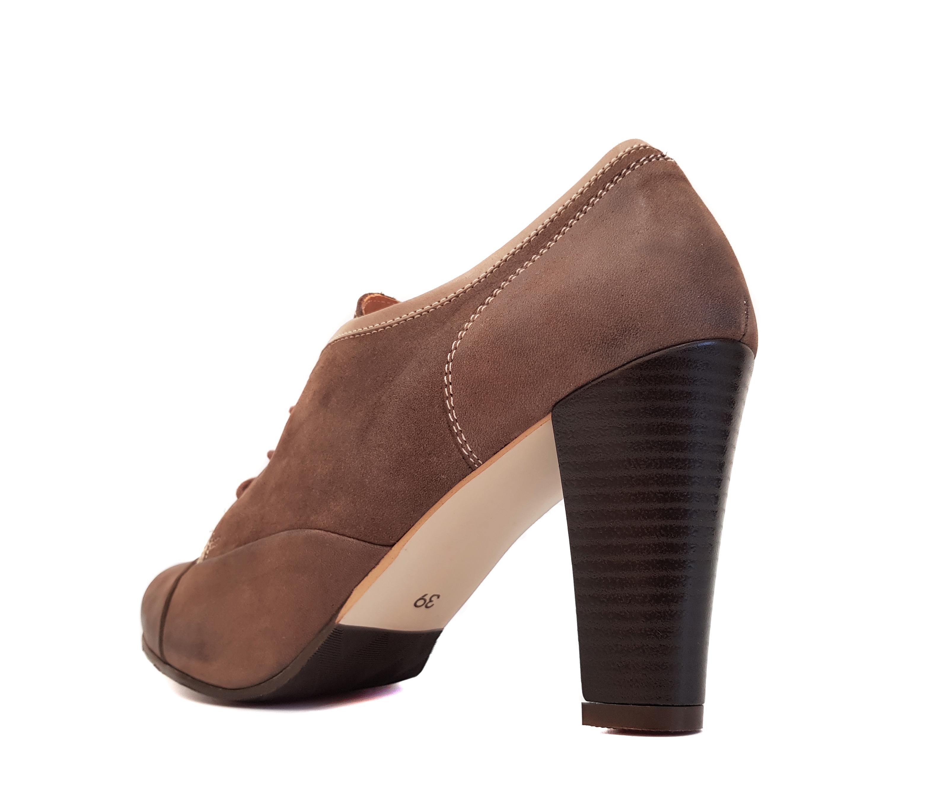 Туфли женские Aga 1147 из натуральной кожи р. 39 Коричневый (272-39) - фото 2 Туфли женские Aga 1147 из натуральной кожи р. 39 Коричневый (272-39) - фото 2