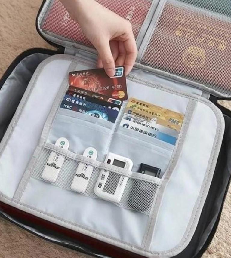 Дорожный органайзер для документов водонепроницаемый с кодовым замком А4 Черный (MX-00008937BL) - фото 2 Дорожный органайзер для документов водонепроницаемый с кодовым замком А4 Черный (MX-00008937BL) - фото 2