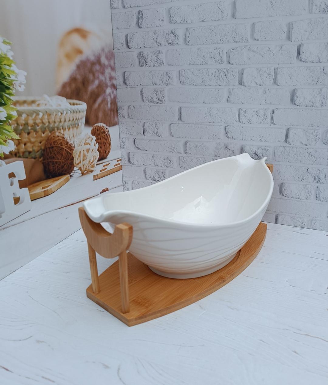 Фруктівниця Stenson Classic порцеляна на бамбуковій підставці 31х17х12 см White (17660869) - фото 5 Фруктівниця Stenson Classic порцеляна на бамбуковій підставці 31х17х12 см White (17660869) - фото 5