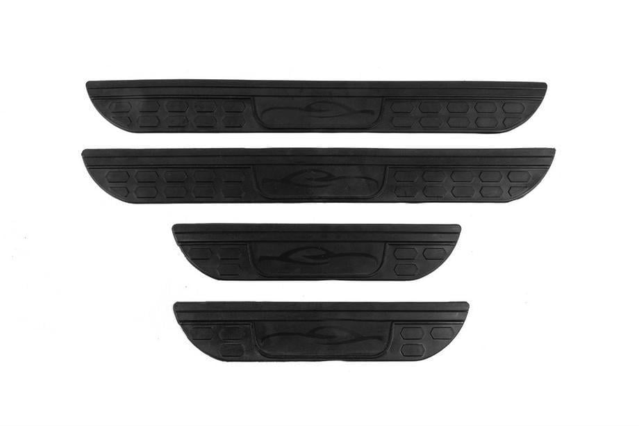 Накладки на пороги DPT для Mitsubishi Outlander 2012-2021 гг. пластик 4 шт. Черный матовый (131176)