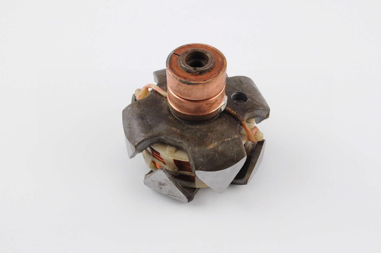 Якорь генератора SPARK для ЯВА 12V старого образца/4 лепестка (2177278475) Якорь генератора SPARK для ЯВА 12V старого образца/4 лепестка (2177278475)