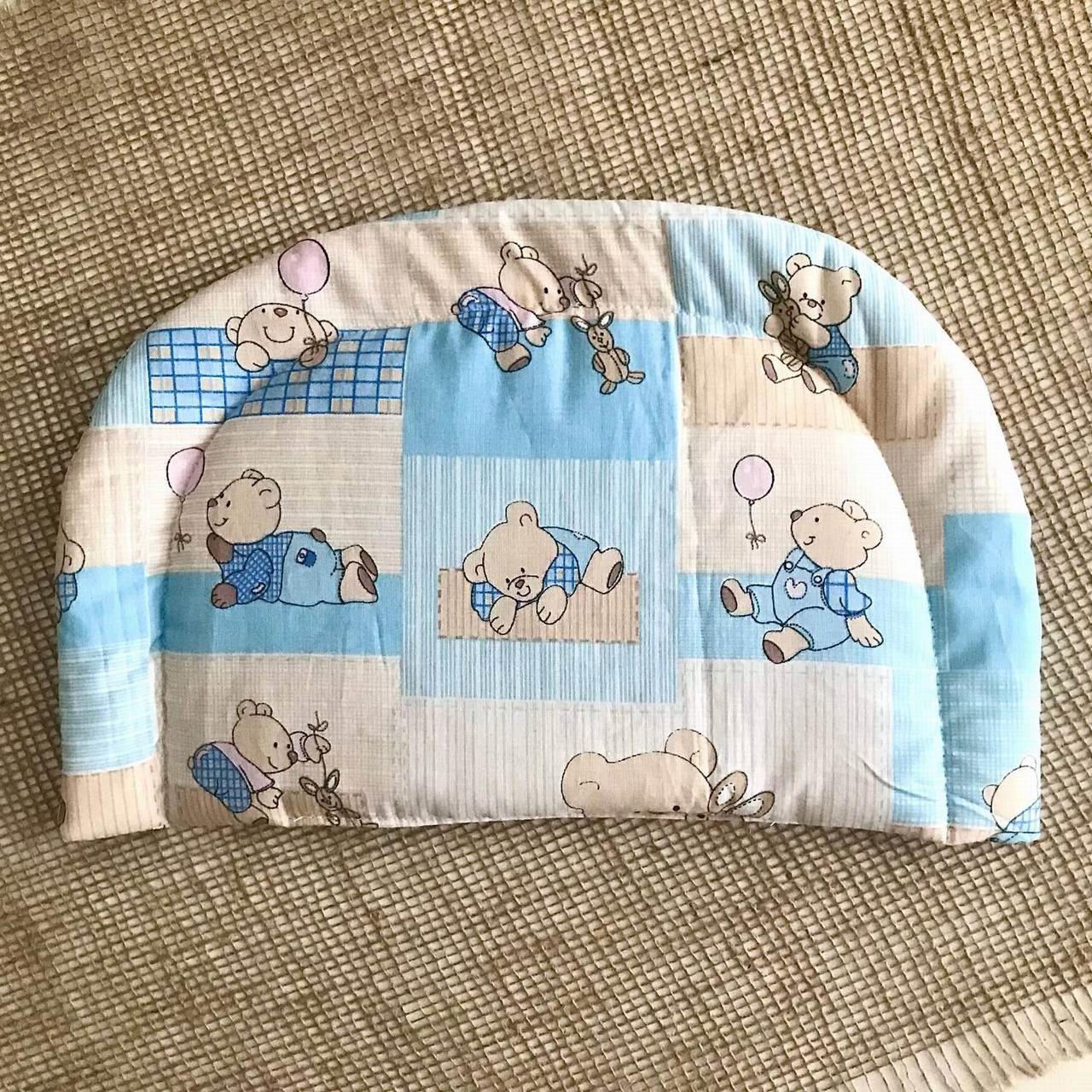 Подушка детская Penetka с закругленными углами Мишка бязь 35x22 см Голубой (6495.35.22.161) Подушка детская Penetka с закругленными углами Мишка бязь 35x22 см Голубой (6495.35.22.161)