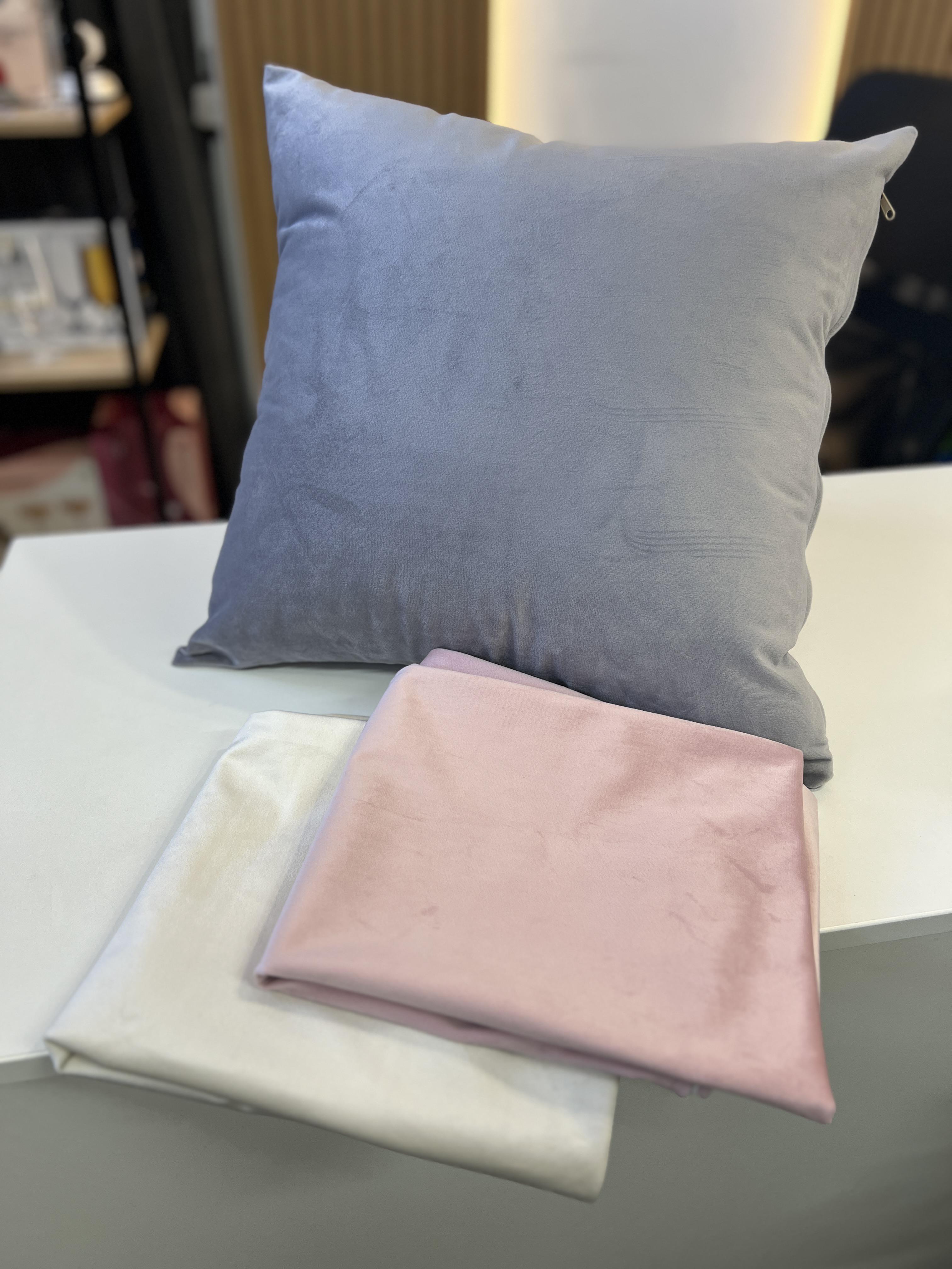 Набор декоративных волюровых наволочек 45х45 см 2 шт.