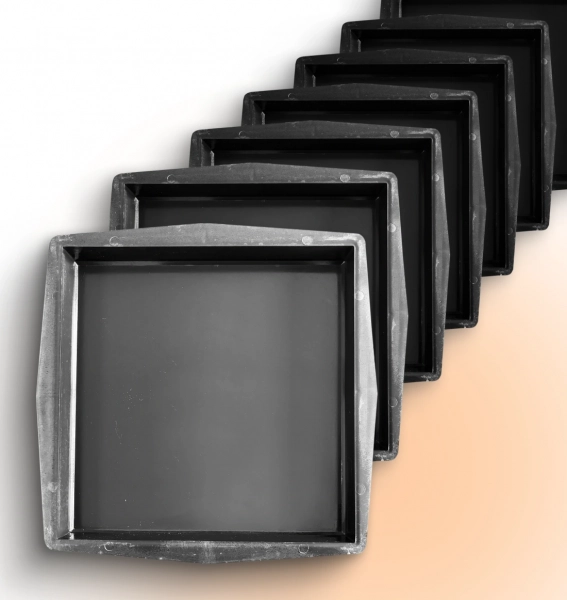 Форми для тротуарної плитки Верес-2007 Квадрат гладкий 310х310 мм 8 шт. (1010908-3588)