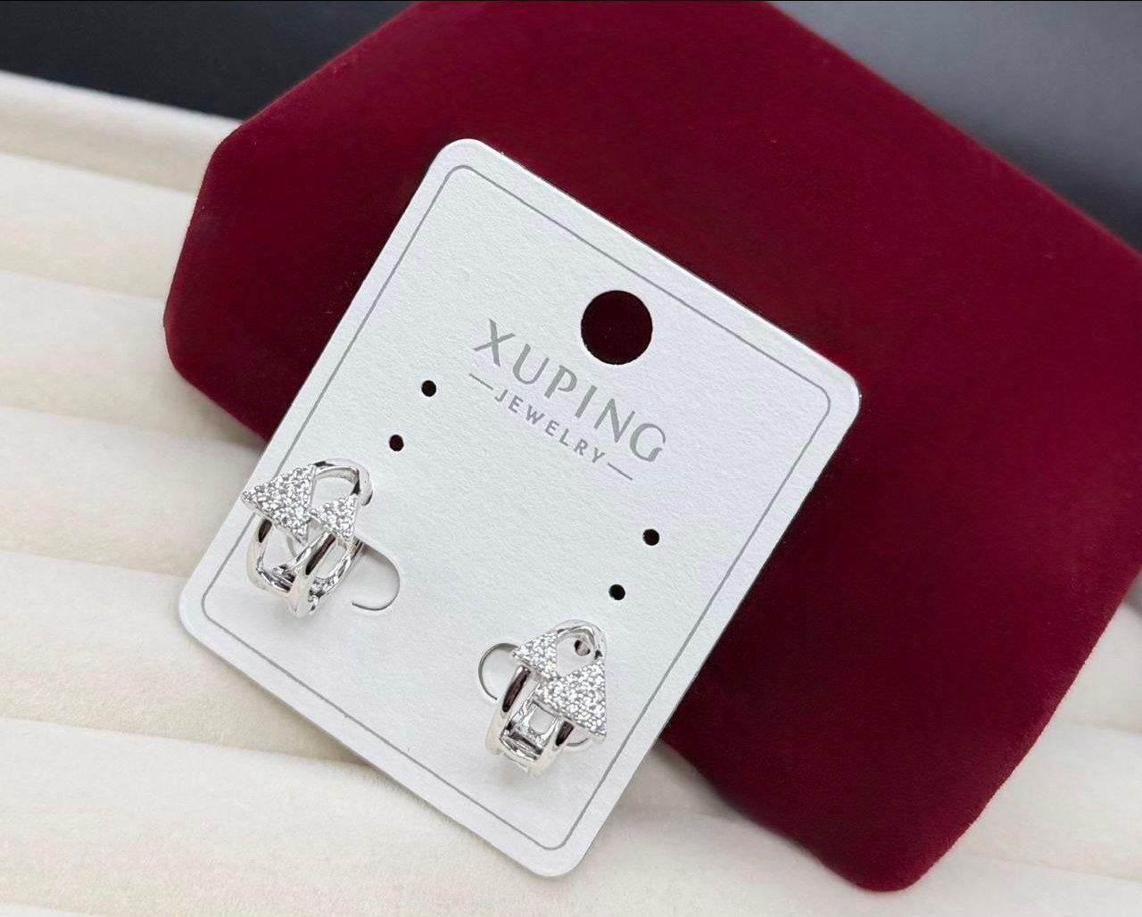 Серьги Xuping из медицинского сплава с треугольниками и камешками (2905976644)