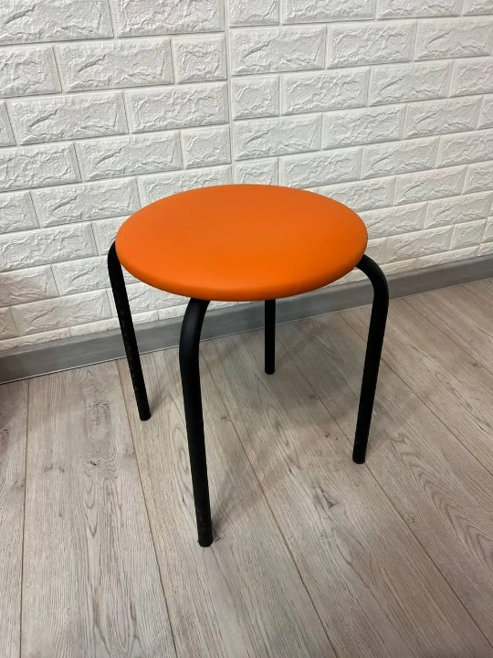 Табурет кухонний Чіко металевий з м'яким сидінням 30х45 см Помаранчевий/Чорний (28374448)