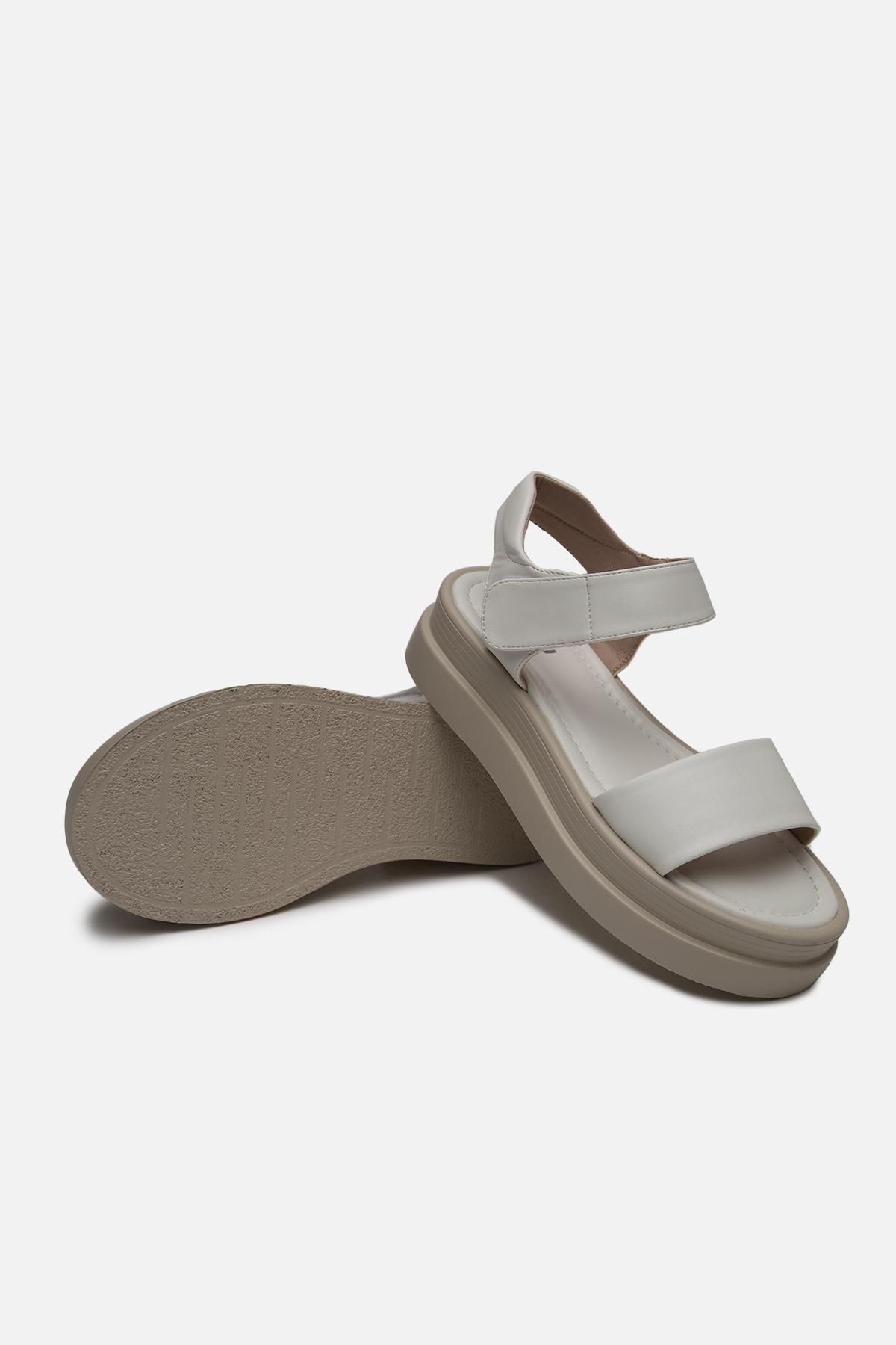 Босоніжки на платформі р. 40 Білий (SKT000954867) - фото 5