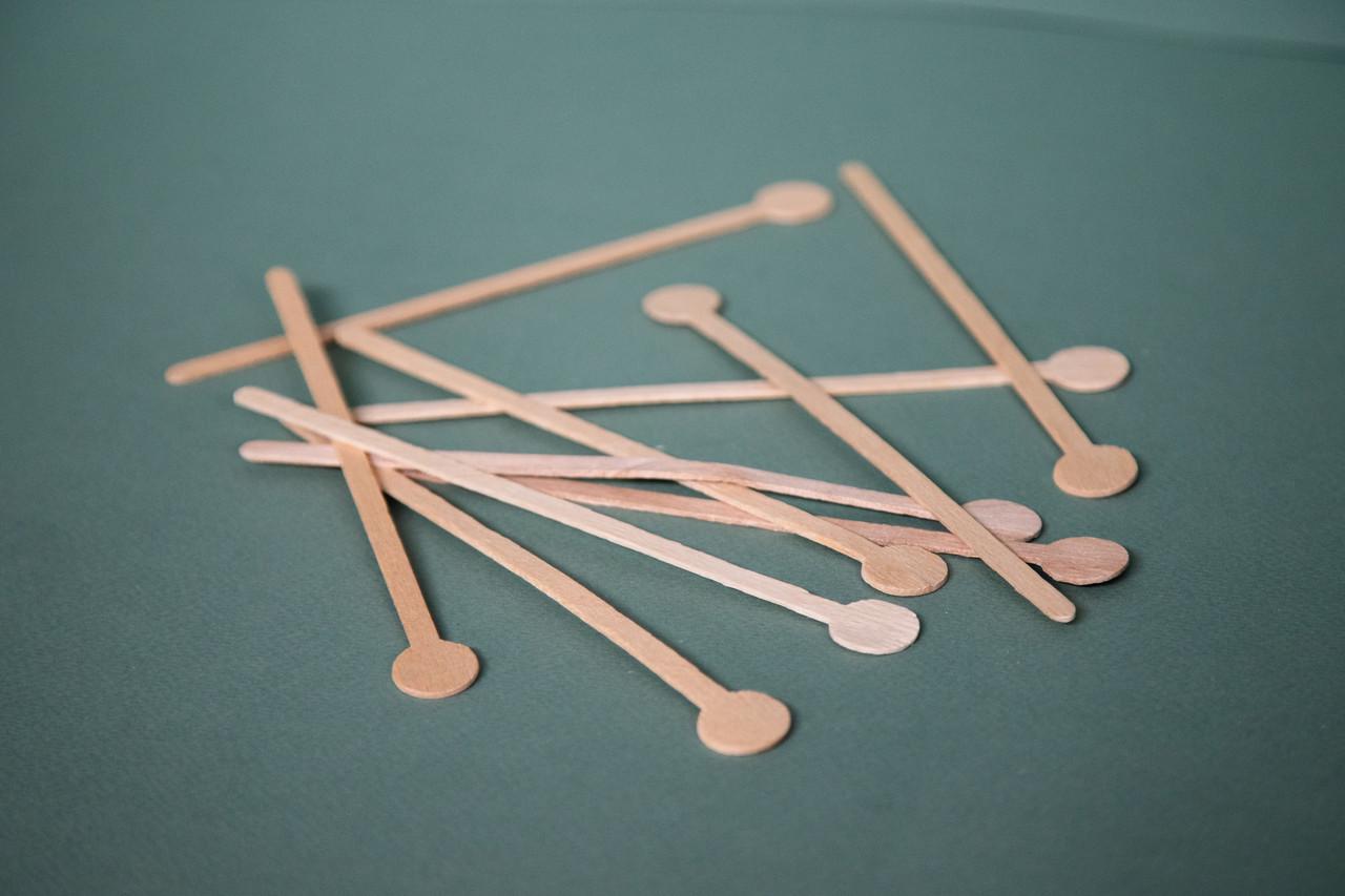 Розмішувачі фігурні для напоїв дерев'яні вищий ґатунок в ПОФ-плівці 18 см 100 шт.