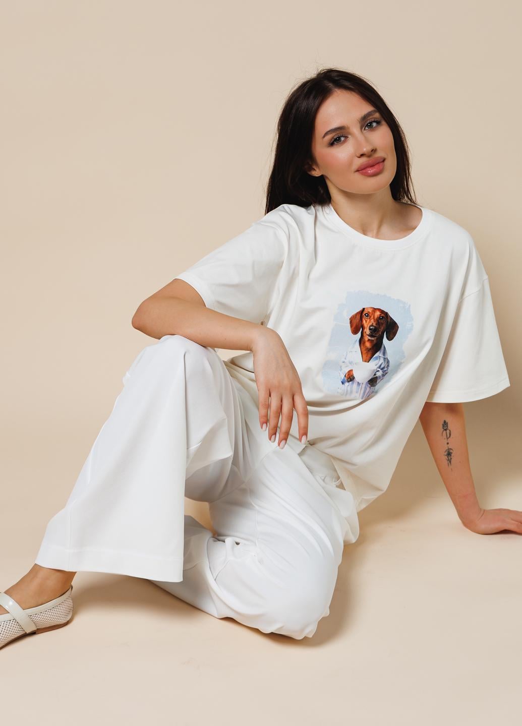 Футболка женская хлопковая oversize с принтом Giulia URBAN PAWS 4826/010 M Multicolor-milk/dachshund print (2001108224419) Футболка женская хлопковая oversize с принтом Giulia URBAN PAWS 4826/010 M Multicolor-milk/dachshund print (2001108224419)
