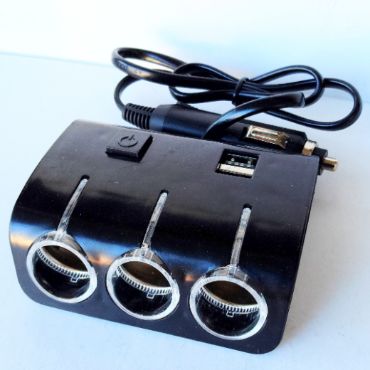 Разветвитель прикуривателя UKC 1501 тройник автомобильный (5036)