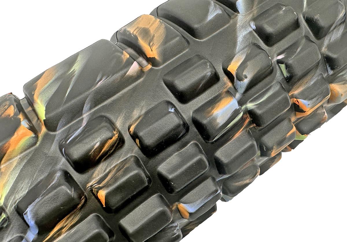 Масажний ролик EasyFit Grid Roller 33 см v.1.1 Multi Чорний (EF-2021-BK) - фото 3