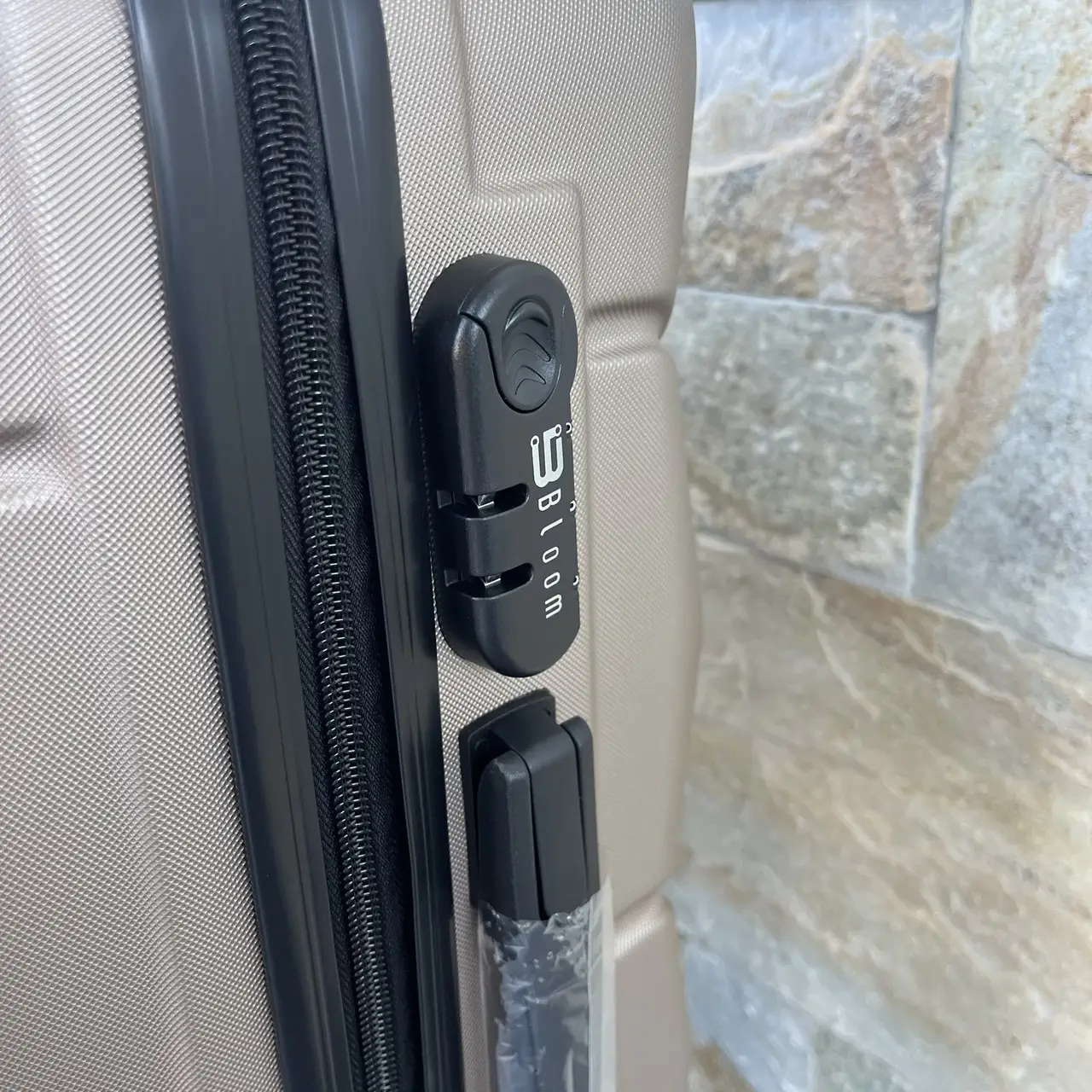 Валіза дорожня Bloom 1507 М 63л Шампань - фото 4 Валіза дорожня Bloom 1507 М 63л Шампань - фото 4