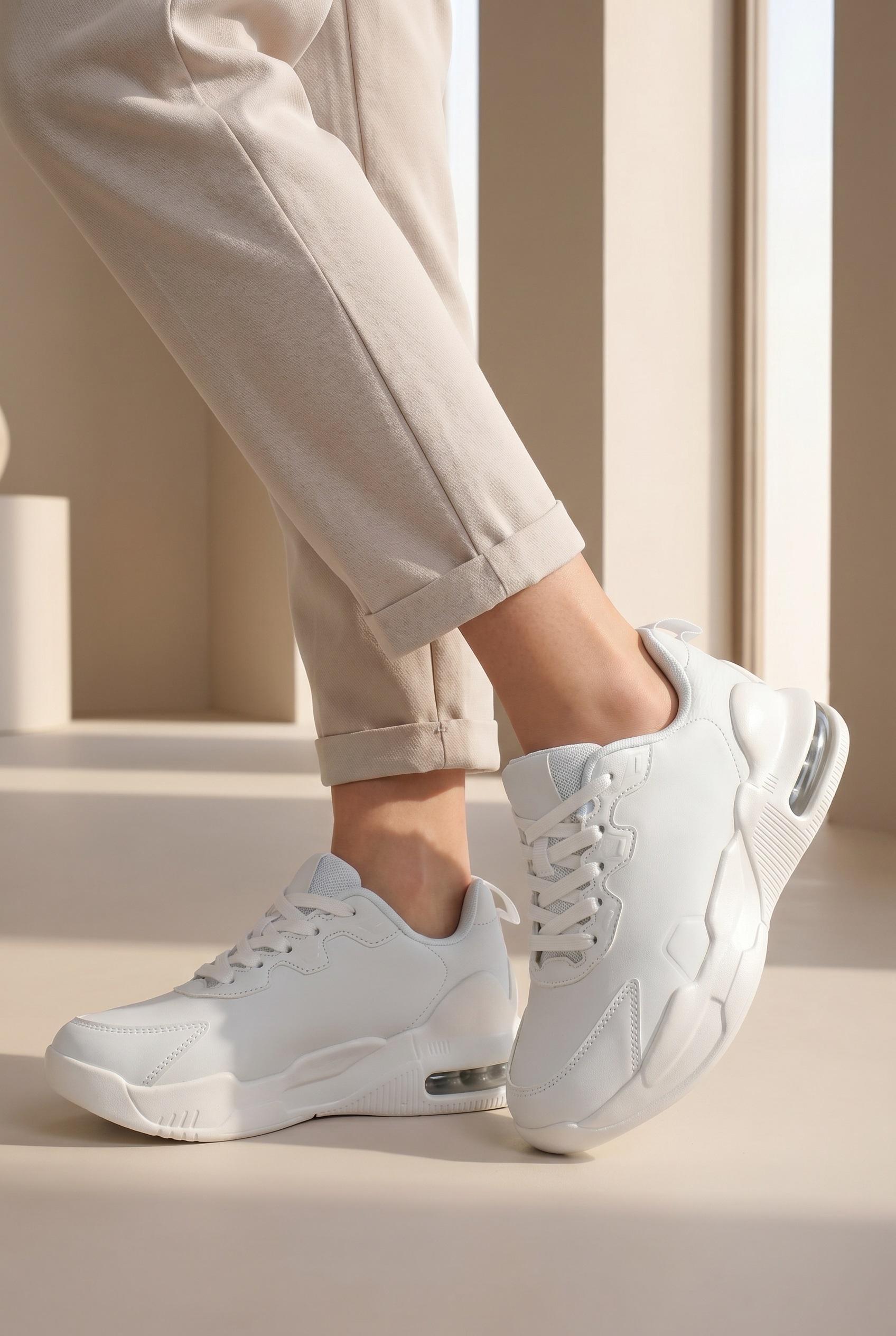 Кроссовки женские Fashion 347292 на платформе р. 40 Белый (347292_40)