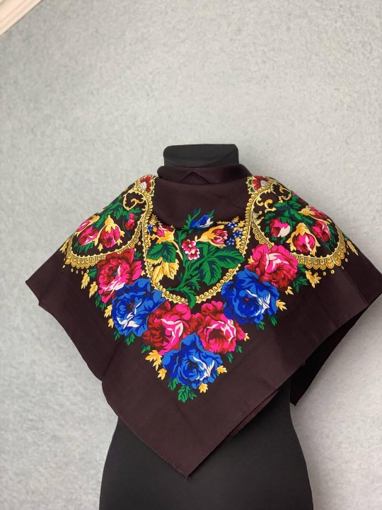 Платок шерстяной Ожерелье из роз 80x80 см Коричневый (29439556)