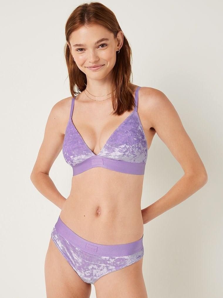 Трусики стринги Victoria's Secret Velvet Thong Panty S Сиреневый (26558560) Трусики стринги Victoria's Secret Velvet Thong Panty S Сиреневый (26558560)