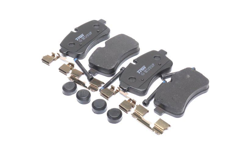 Тормозные колодки дисковые TRW Iveco Daily 3 2.3 06- задние (Engine Components GDB1748)