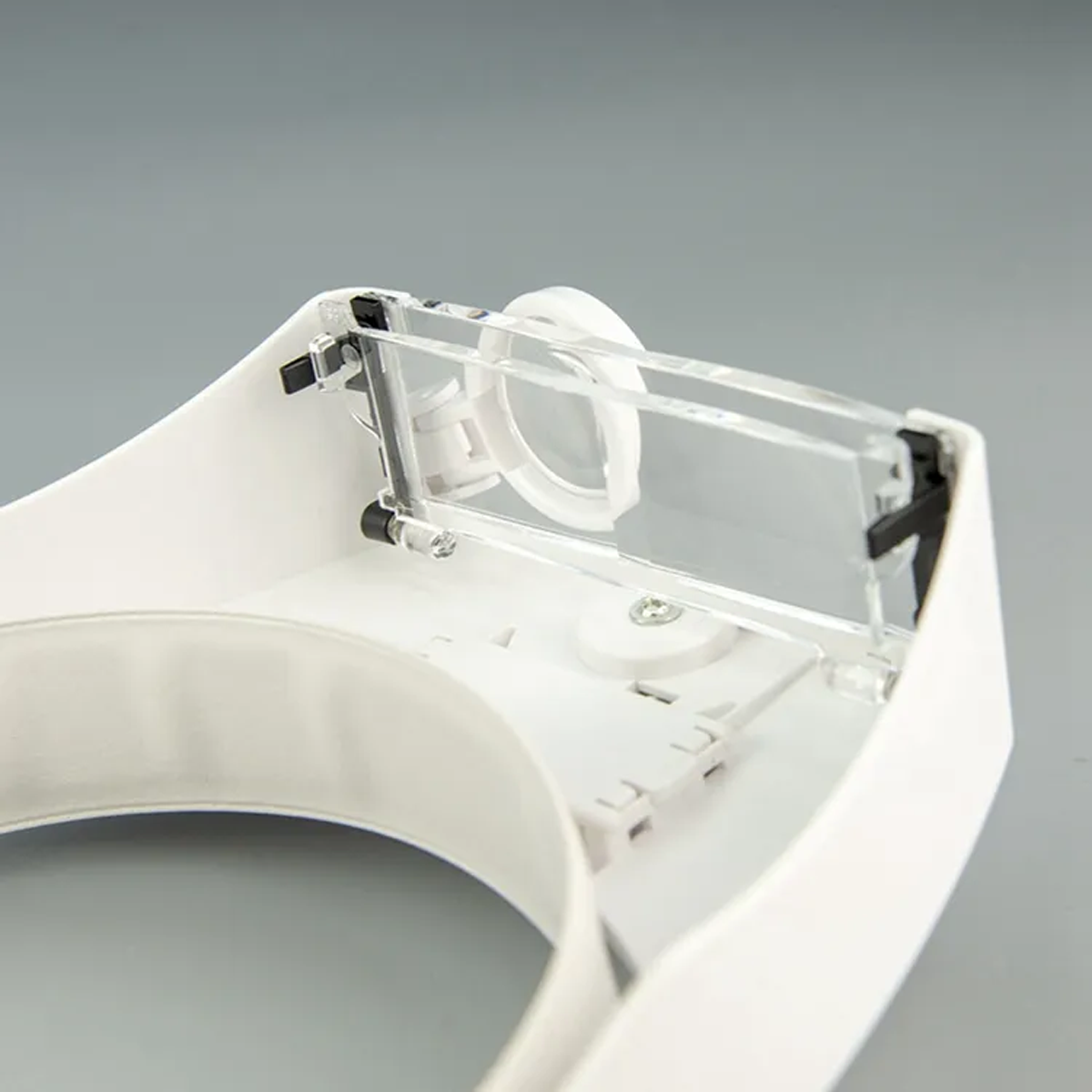 Лупа бинокулярная налобная MG81007 RD с 5LED подсветкой/монокуляром 3 линзы 5H 1,5X/3X/8X/9,5X/11X White (160421) - фото 7 Лупа бинокулярная налобная MG81007 RD с 5LED подсветкой/монокуляром 3 линзы 5H 1,5X/3X/8X/9,5X/11X White (160421) - фото 7