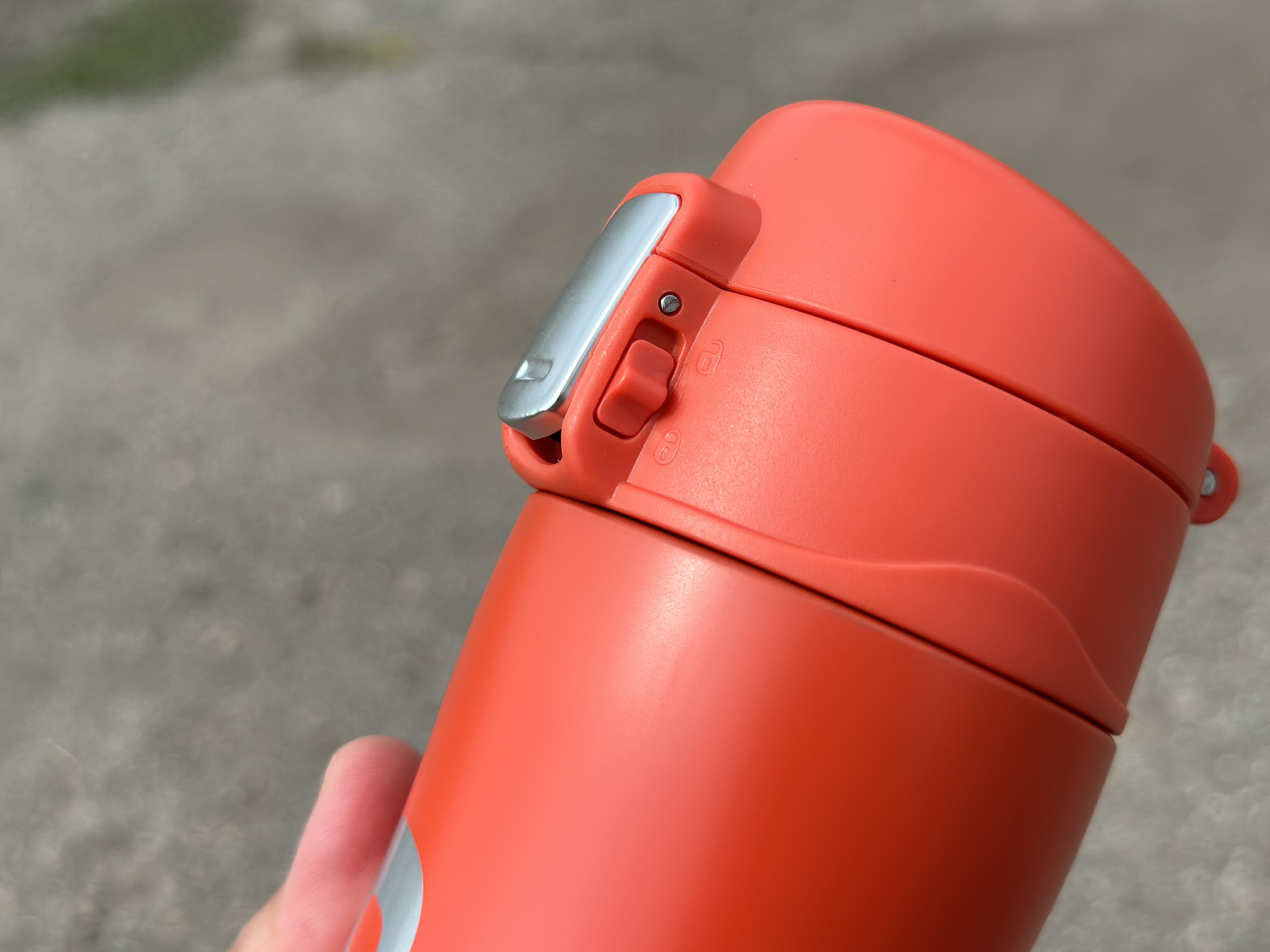 Термокружка Tramp держит 12 ч. 0,45 л (UTRC-107-orange) - фото 5 Термокружка Tramp держит 12 ч. 0,45 л (UTRC-107-orange) - фото 5