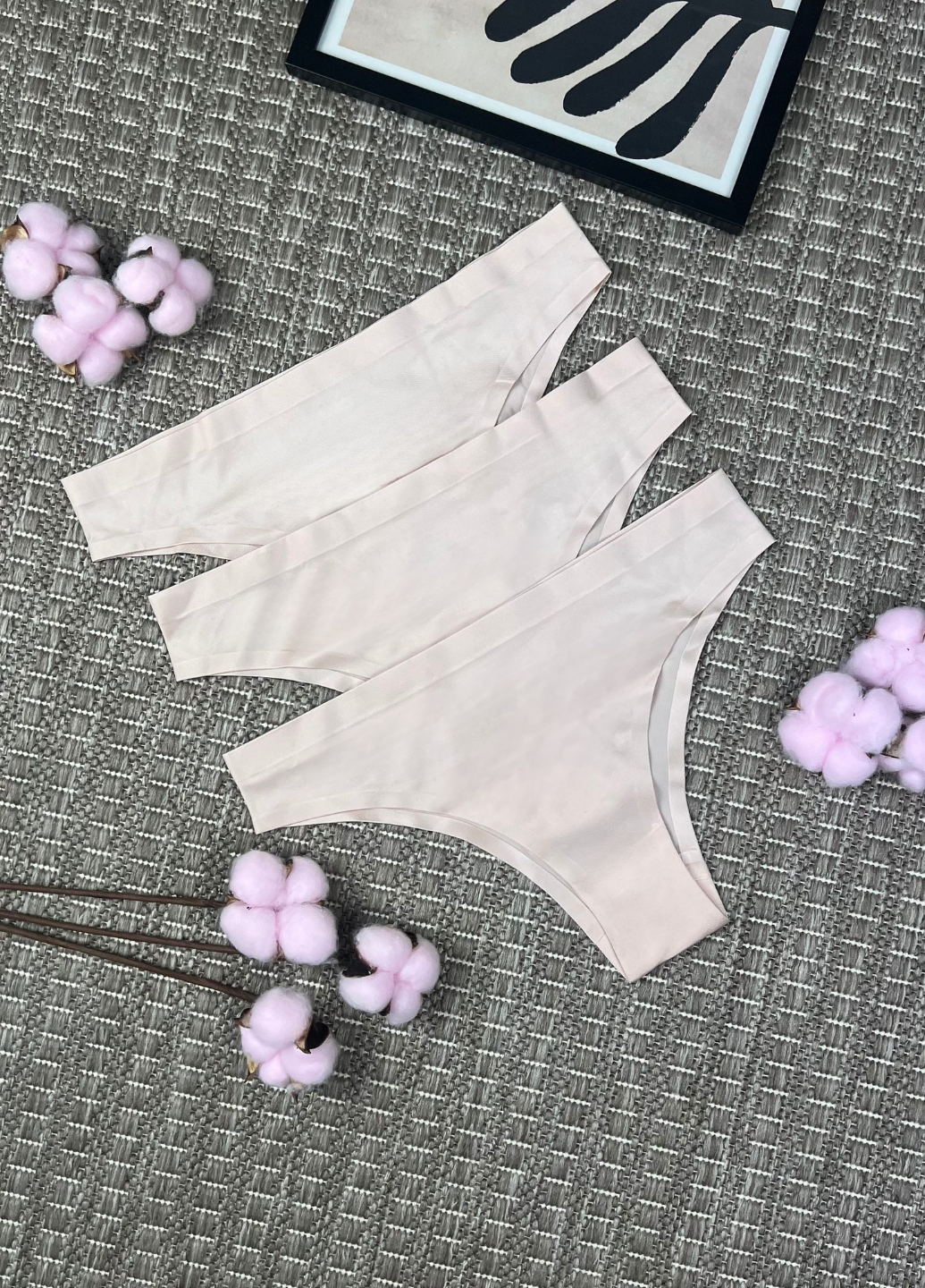 Набор трусиков бразилианы бесшовные женские гладкие удобная посадка 3 шт. S Пудровый (NB55009/S) Набор трусиков бразилианы бесшовные женские гладкие удобная посадка 3 шт. S Пудровый (NB55009/S)