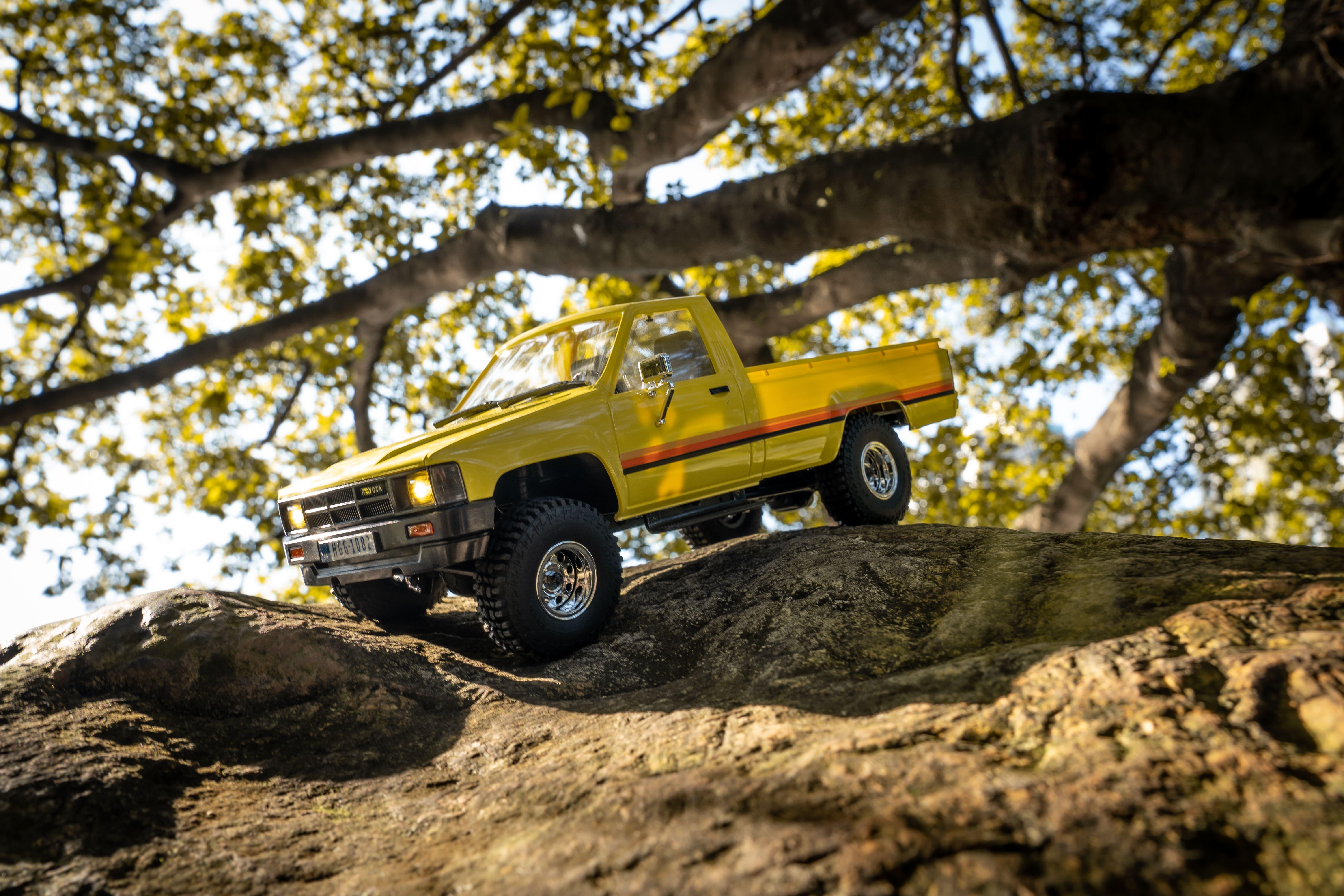 Машинка на радіокеруванні FMS 1:18 Toyota Hilux RTR - фото 10 Машинка на радіокеруванні FMS 1:18 Toyota Hilux RTR - фото 10