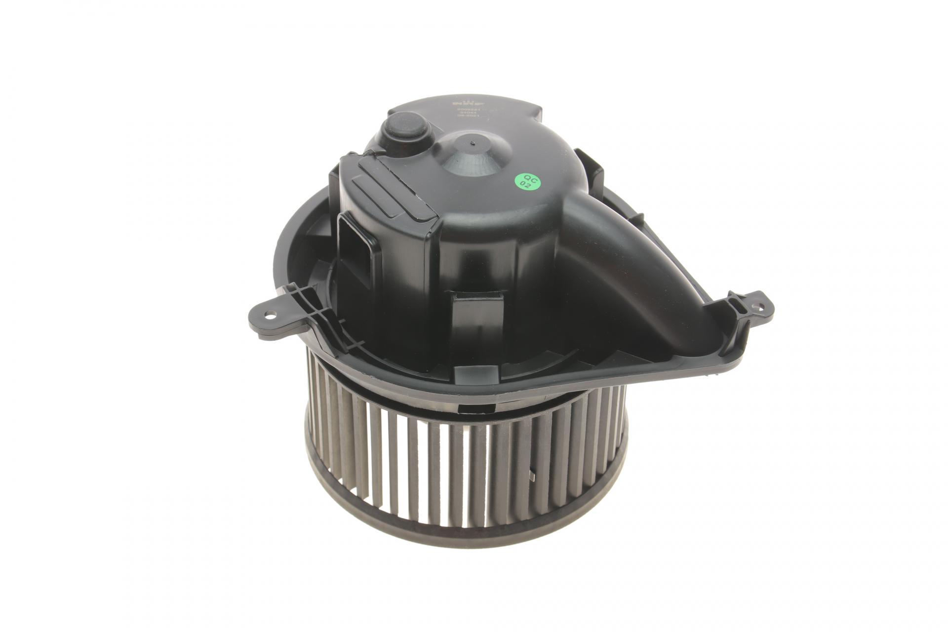 Моторчик печи NRF Mercedes Vito W638 96-03 (34044)