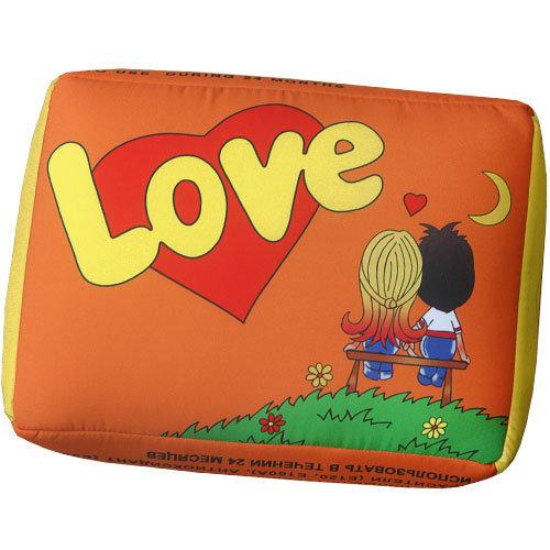 Подушка у формі жуйки Love XXL 50x36x17 см (XLP_L005)