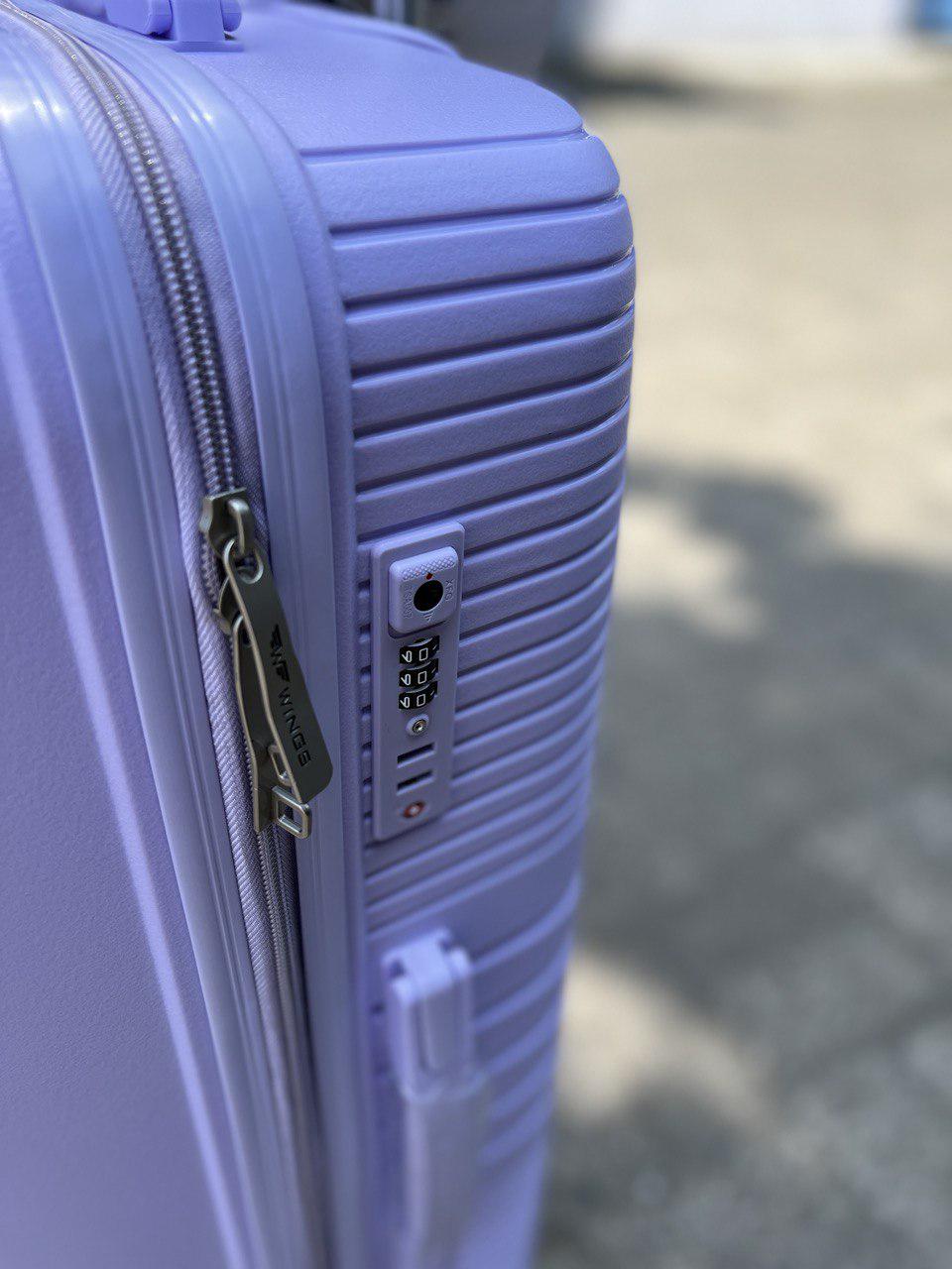 Валіза пластикова Wings 181-05 поліпропілен 100% середній Фіолетовий (11838319) - фото 2 Валіза пластикова Wings 181-05 поліпропілен 100% середній Фіолетовий (11838319) - фото 2