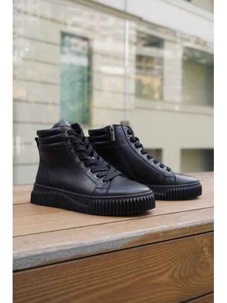 Кеди жіночі шкіряні високі р. 36 23,5 см Чорний