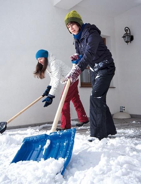 Лопата для снега Prosperplast Alpin 1A с пластмассовым ковшом и деревянной ручкой 41х132 см (CNT00011718) - фото 4