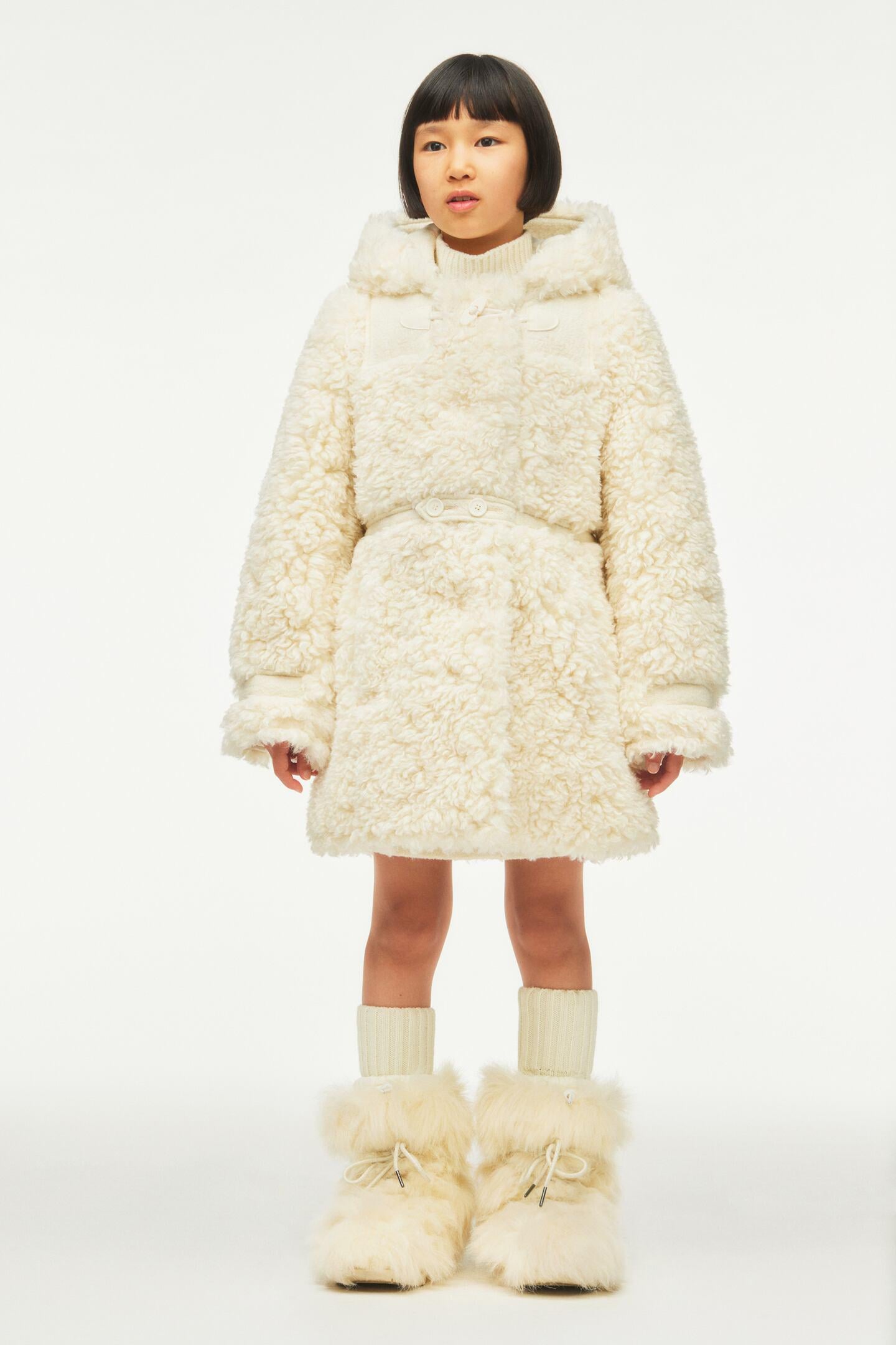 Шубка зимняя для девочки Zara 140 см Белый (3581603250)