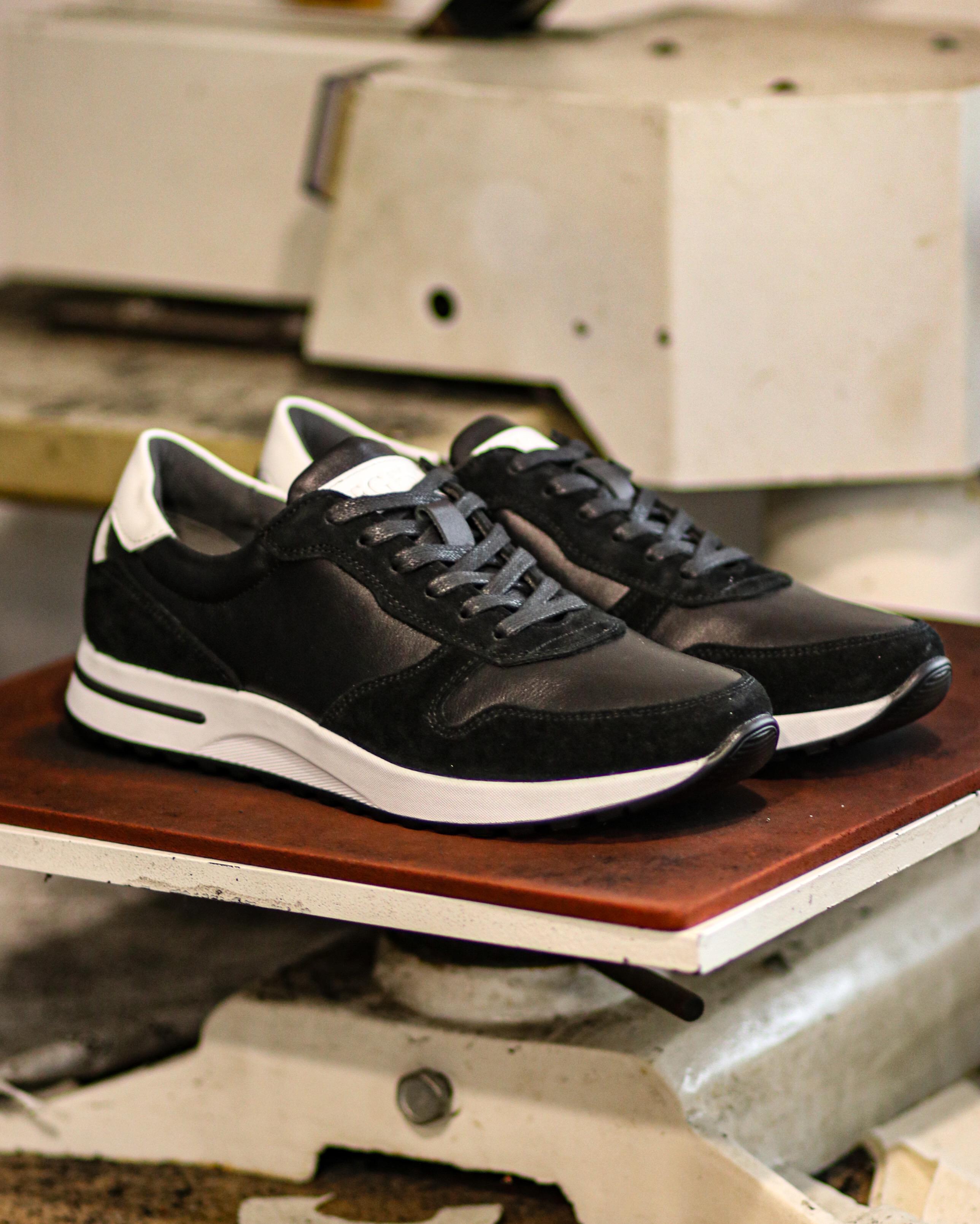 Кроссовки кежуал BRONX р. 41 - фото 4 Кроссовки кежуал BRONX р. 41 - фото 4