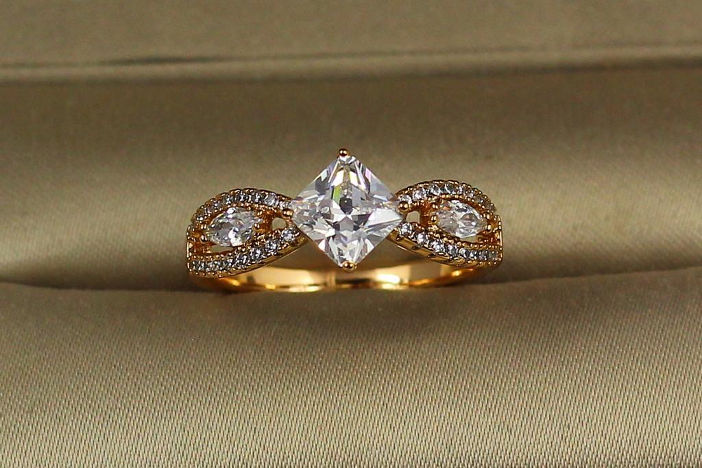 Кольцо Xuping Jewelry Ромб с маркизами 7 мм р. 20 Золотистый (2334376812)