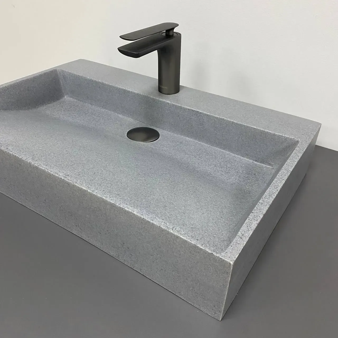Раковина подвесная VBI VIESTE прямоугольная 600x380 мм Серый матовый (RM-VBI-016800) - фото 3