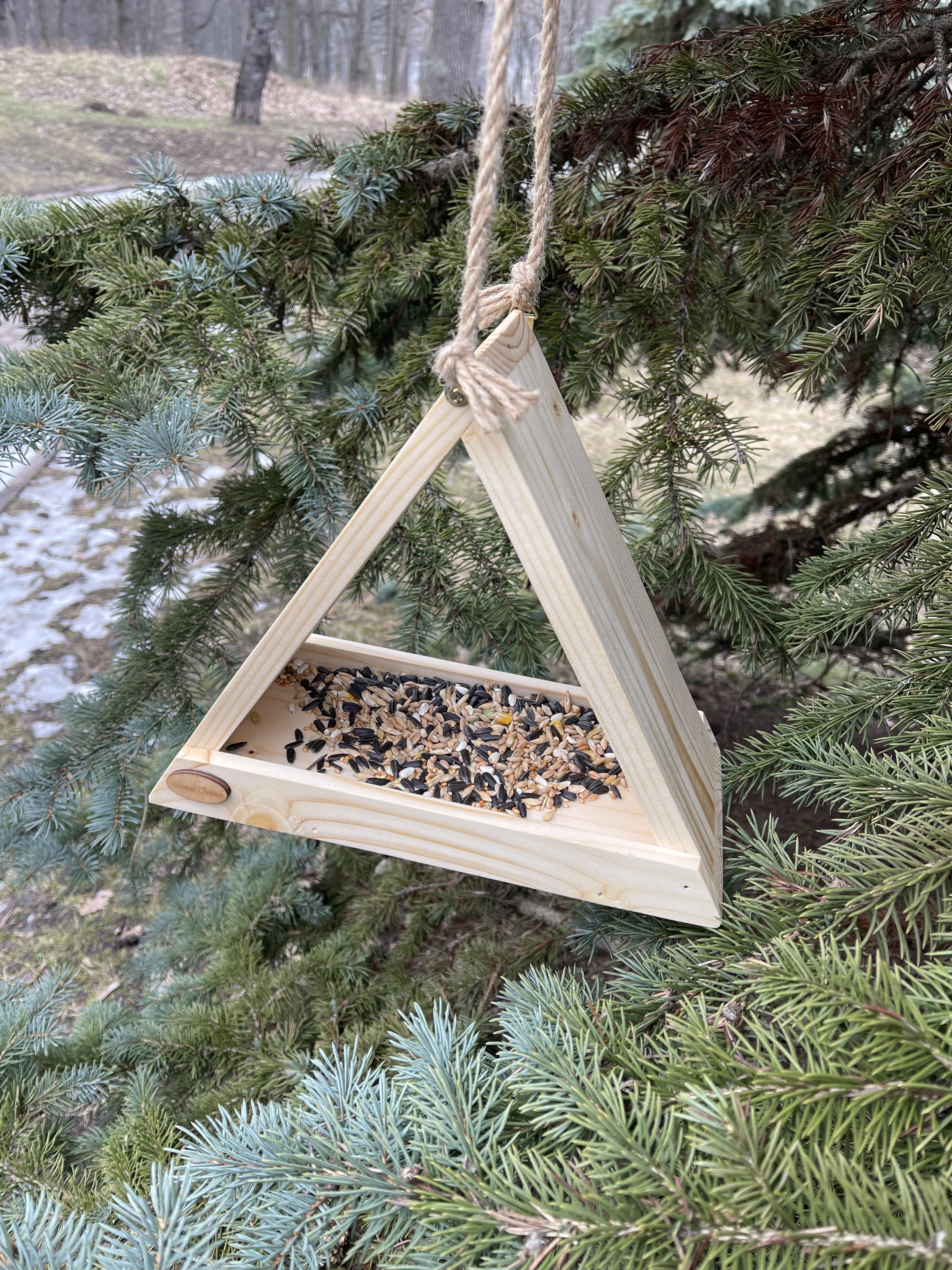 Кормушка для птиц подвесная 27х14х23 Деревянный (236) - фото 4 Кормушка для птиц подвесная 27х14х23 Деревянный (236) - фото 4