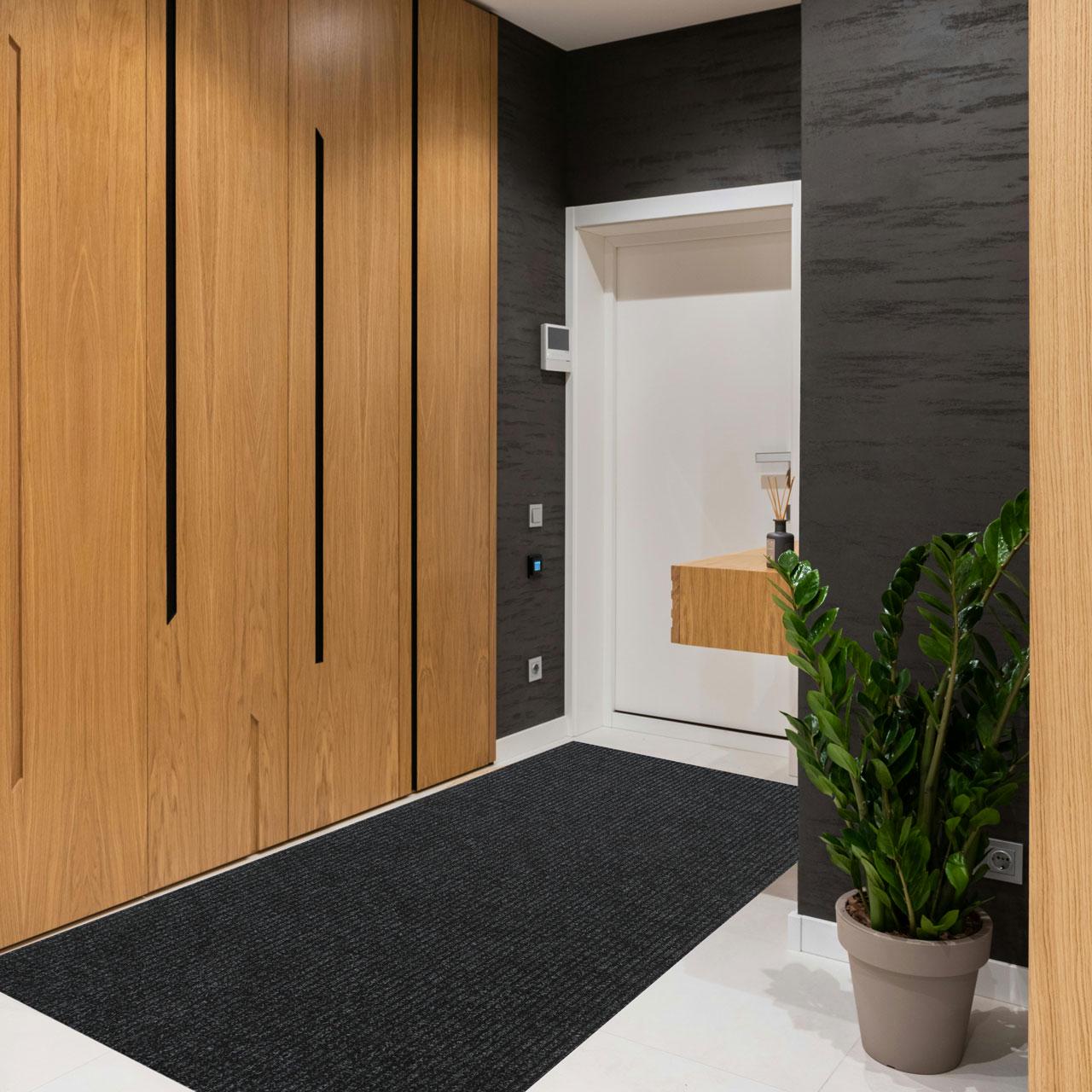 Ковер грязезащитный с ворсом на резиновой основе DAKARIA Vebe Sheffield Run 50 0,8x1,2 м Черный (00-00016897) - фото 2