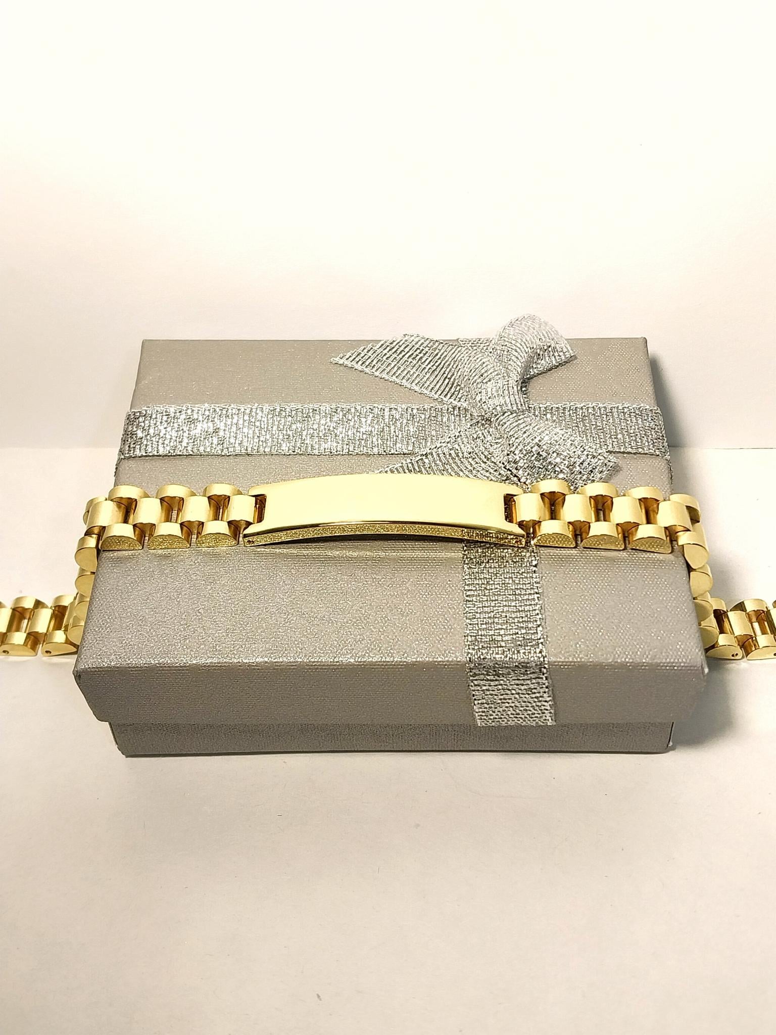 Браслет женский с надписью "Завжди поруч" из ювелирной стали с позолотой лазерная гравировка на заказ в подарочной коробочке (16290)